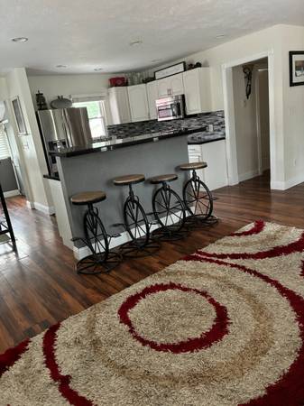 $750 Buscando Habitación Privada Amueblada Completa para Hombre Profesional | Deseable (Sugar House)63670937850243123