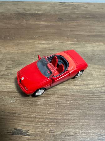 Alfa Romeo Spider Diecast Car - Red 1996 1