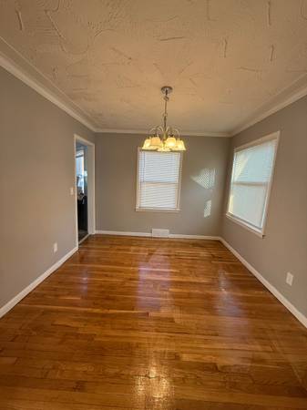 $1,400 / 3br - 11350 STOCKWELL - Nice 3br home east side near Denby - UPDATED INSIDE! (Detroit)64018942629763124