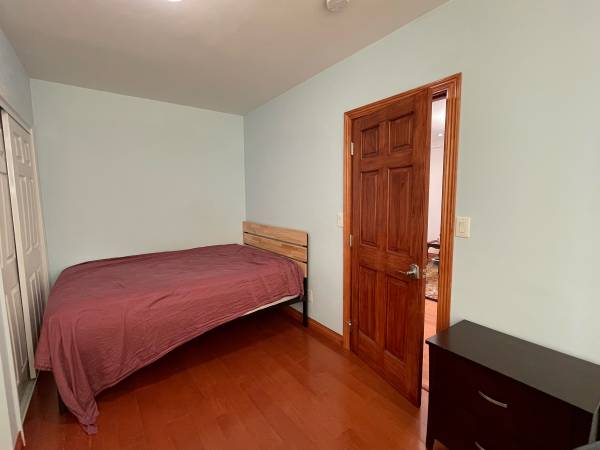 $1,230 / 4br - 155ft2 - Habitación privada amplia y recién remodelada en unidad superior (excelsior / outer mission)63833988664323122