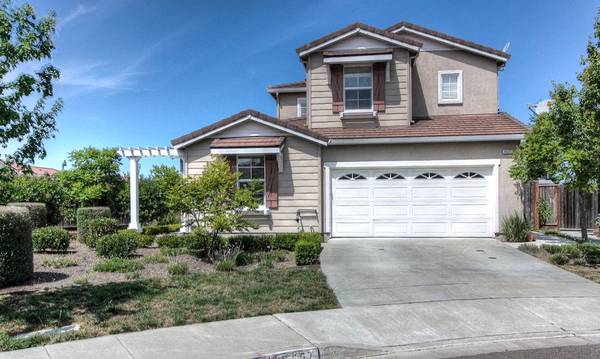 1 master bed room rent ( $ 1680 Full Furnished), optional Den/office 1