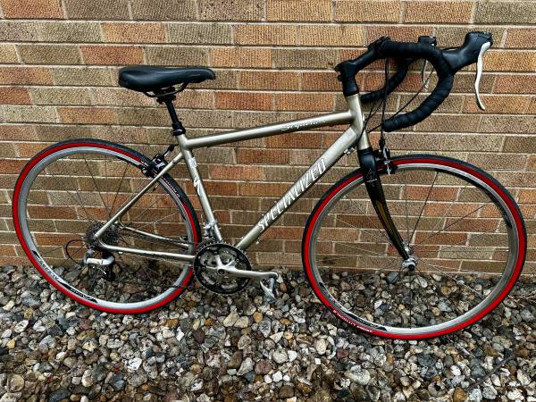 Specialized Sequoia Road Bike 54cm (med) 1