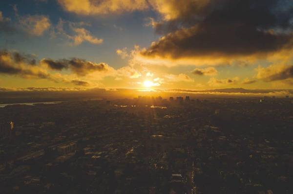 $2,595 / 1br - 798ft2 - Elevate Your Lifestyle: 1 BR/1 BA w/ Fitness Center & Sky Lounge (oakland downtown)63850427608067124
