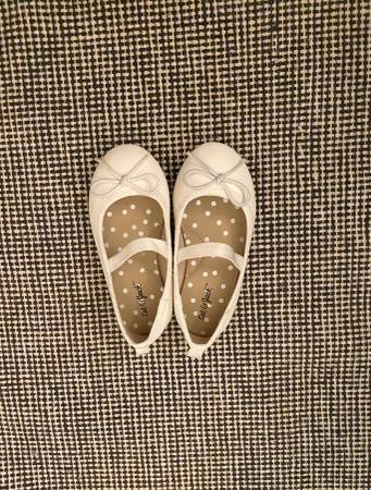 Toddler/Baby Ballet Shoes White size 6T 1
