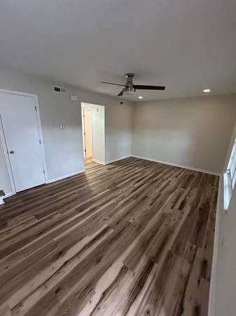 $2800.00 / 3br - 1400ft2 - 3 Bed, 1.5 Bath Townhome64016104509315121