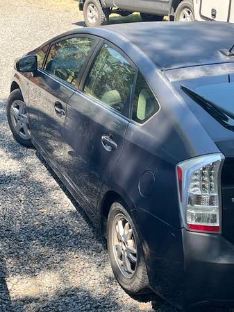 2010 Prius - runs great- original owner - $6,800 (sebastopol)63624122745091122