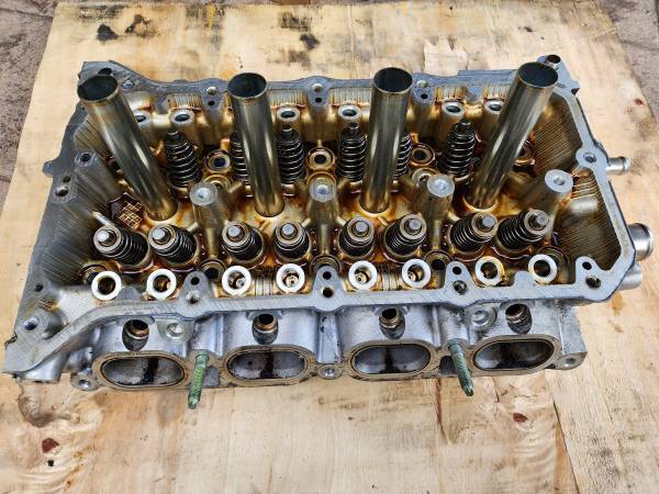 2011-2017 Toyota Prius 1.8 Hybrid 2ZR-FXE Engine Cylinder