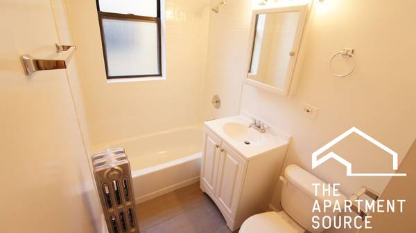 $1,495 / 2br - 📰 🏡 Huge 2BR in Humboldt Park | Steps from the Park | Modern Kitchen (Humboldt Park)63960014040579124