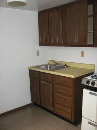 $975 / 1br - UNO DE UN DORMITORIO EN SQUIRREL HILL (3245 BEECHWOOD BOULEVARD)64013205967107120