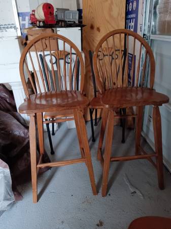 Bar stools 1