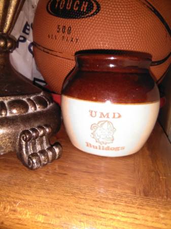 Umd/bulldog s Bean/crock/vintage 1