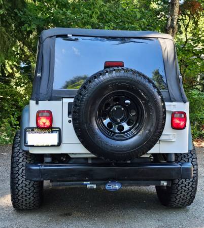 Jeep Wrangler 2000 - $10,000 (Everett)63617858128643122