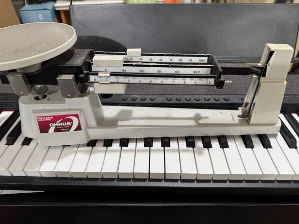 Ohaus triple beam scale 1