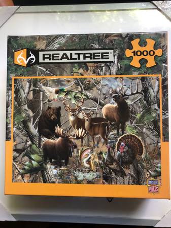 REALTREE 1000 Piece Puzzle 1
