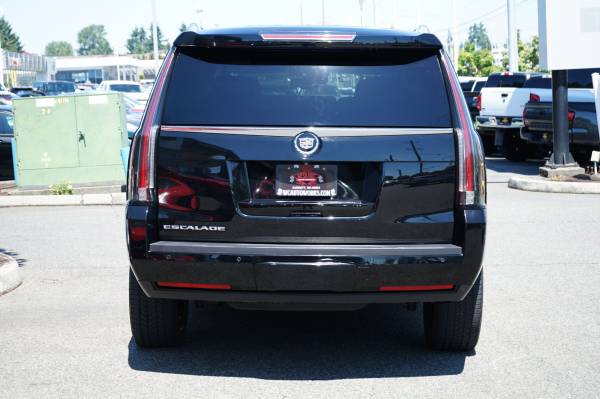 2015 Cadillac Escalade 4x4 4WD Luxury SUV - $23,995 (West Coast Autoworks Everett)63474910113027123