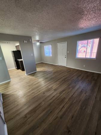 $1,039 / 2br - 830ft2 - 2 Bed 1 Bath MOVE IN READY64036536949122121