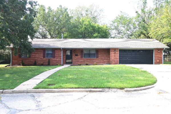 $1550.00 / 3br - 1460ft2 - $1550.00/month Conveniently located charming 3/2 home with laundry and63982125533954120