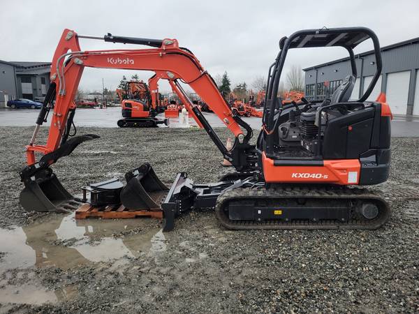2025 Kubota KX040-5 mini excavator (6 WAY BLADE!) (2 X AUX HYD) 1