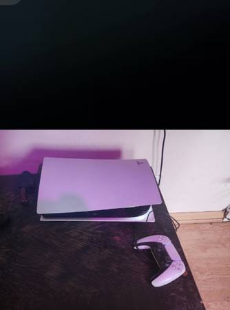 ps5 disk version like new $400 obo 1