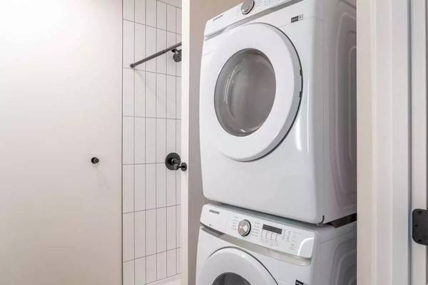 $1,650 / 495ft2 - Acepta una nueva era de vida: Nuestro estudio de 495 pies cuadrados te inspirará. (Portland)63672547436419122