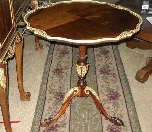 antique - "pie crust" table 1