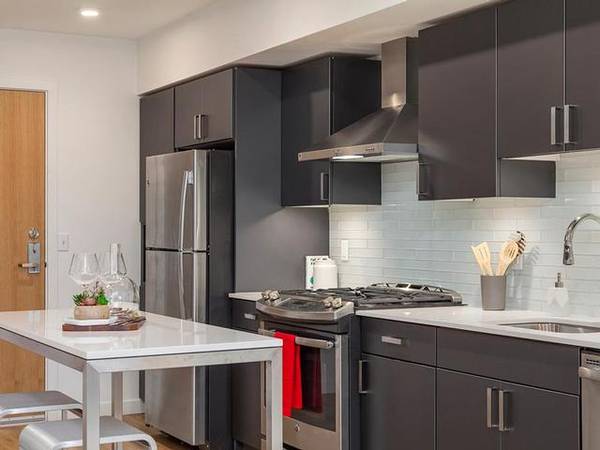 $3,688 / 2br - 1114ft2 - Lavadora y secadora de tamaño completo, certificado LEED (South Lake Union)63808058962435122