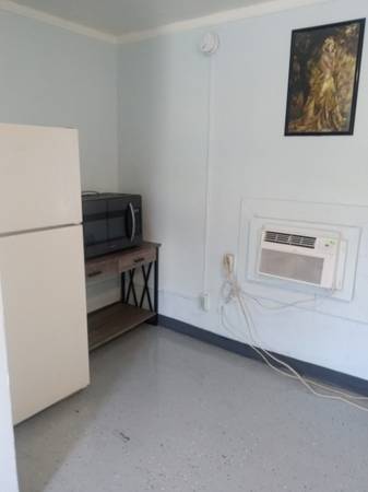 $350 / 270ft2 - Grandview Motel (Fort Pierce)63799881615233122
