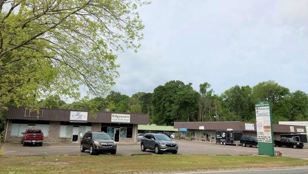 $1,500 / 800ft2 - Garden Road Center- Ashley River Rd (Charleston)64016106282626120