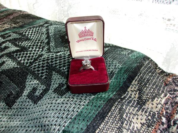 Ladies Victoria Crown.925 fine Sterling Silver Ring 1