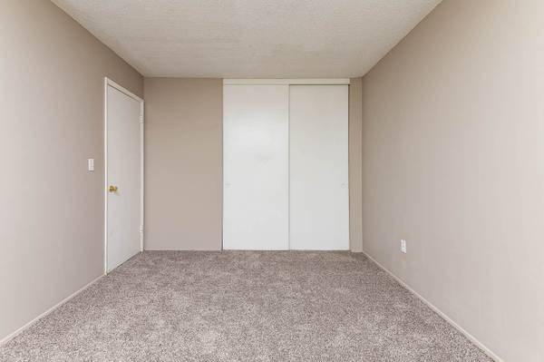 $1,299 / 1br - 900ft2 - Happiness awaits you! 1 bed, 1 bath, 900 sqft! (Beaverton - 6 Minute Drive to Tualatin Hills Nature Park)63999453733251124