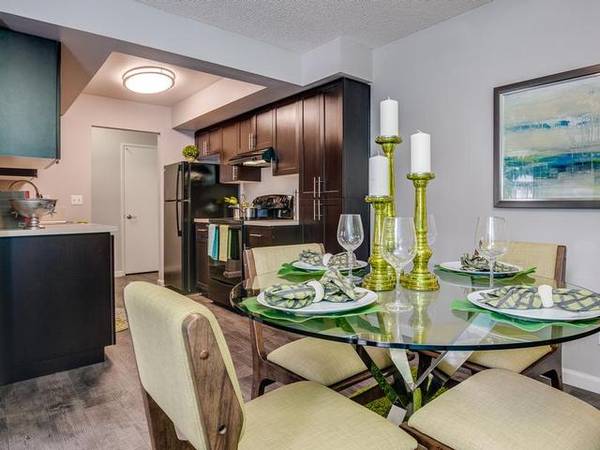 $2,292 / 2br - 1012ft2 - Quick freeway access to I-405 and 520, 24-Hour Emergency Maintenance (Crossroads Bellevue)63808008539009123