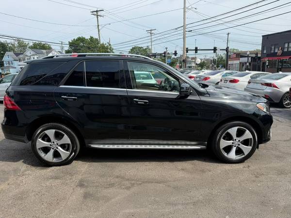 2017 Mercedes-Benz GLE GLE 350 SUV -EASY FINANCING AVAILABLE - $16,800 (+ CT Auto - BAD CREDIT- NO CREDIT- NO PROBLEM!)63470784100995121