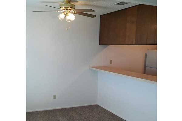 $1,470 / 2br - 1093ft2 - 2 BEDROOM / 2 BATH MANZANITA MANOR APARTMENTS #38 (REDDING)63972530874115124