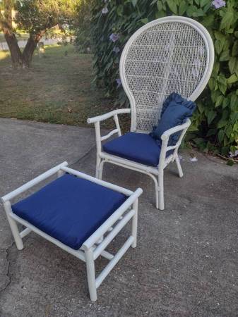 BEAUTIFUL EXTRA LARGE BALLOON BACK CHAIR AND OTTOMAN with NEW CUSHIONS 1