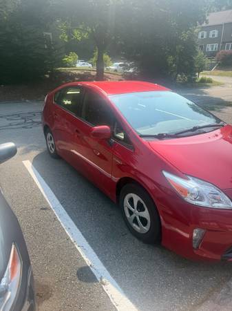 2013 Toyota Prius carfax pics listed - $14,500 (Maynard)63469916952451121