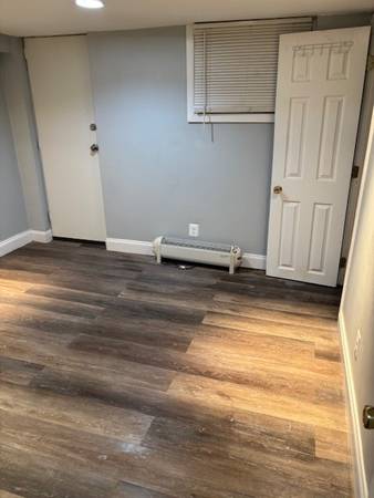 $1300.00 / 1br - 850ft2 - Apartamento inglés en sótano 1 hab.63821951270915124