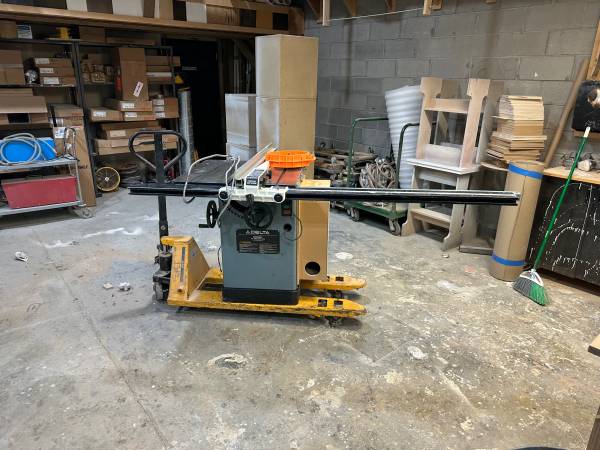 Delta table saw 1