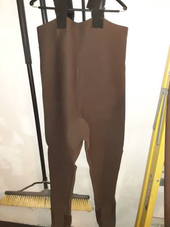 Pro Line neoprene chest waders Lg, footed. pre-season special. 1