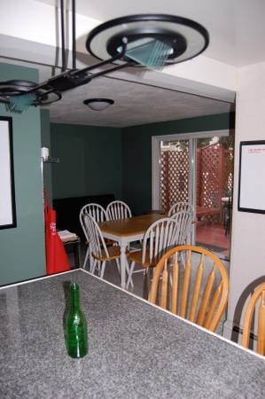 $1,200 / 3br - 16000ft2 - Roommate/s wanted (Tufts/Hillside)63620245315459123