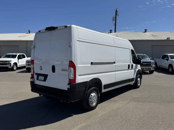 2023 RAM ProMaster - Photo 11