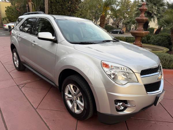 2015 CHEVY EQUINOX LT (clean title) 1