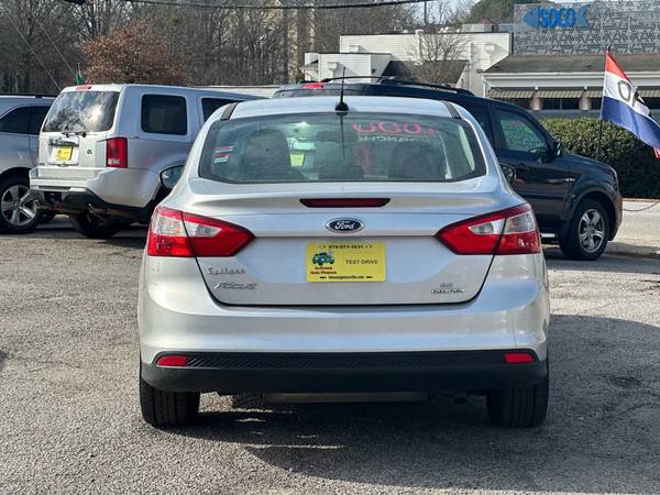 2014 FORD FOCUS* 5995 CASH DEAL* LITTLE RUST UNDER* GREAT CAR - $5,995 (Gainesville GA)63621142421505122