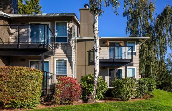 $1,693 / 1br - 679ft2 - Come see for yourself, all that Sorrento Bluff 1-beds have to offer! (SW Beaverton, Murrayhill, Portland, Hillsboro, Aloha)63841709082627122