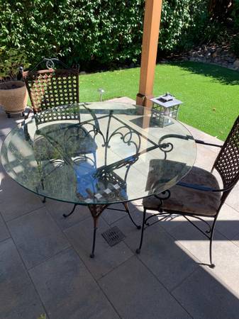 Indoor - Outdoor Glasstop Table & Chairs 1