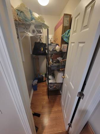 $1,300 / 1br - 600ft2 - Sublet/Lease take over - cute 1br1bth in Normaltown! (Athens)63792066144259123