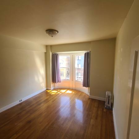 $2,700 / 2br - 750ft2 - 2 Dormitorios con Pisos de Madera. Armario Empotrado. Lower NobHill (lower nob hill)63667994652289120