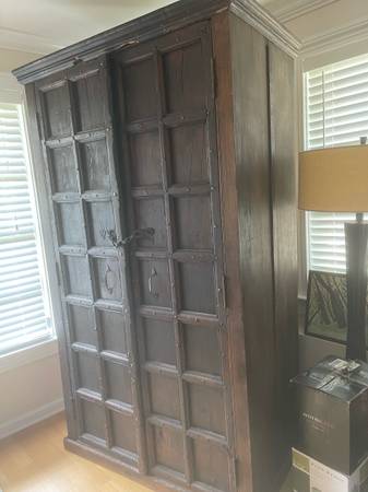 Antique Indian Chest 1