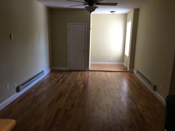 $875 / 2br - 2 bedroom apt in Alex Bay (Alex Bay)63935322808067124