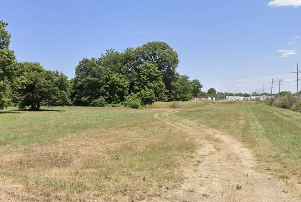 Your Dream Space Awaits! 🏞️ 1