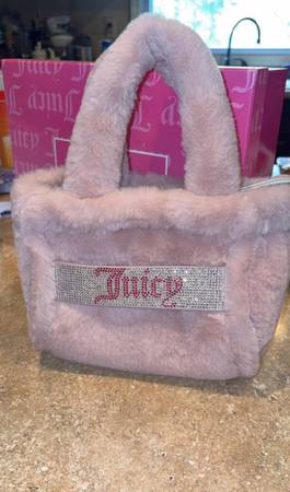 Juicy Couture Hand Bag. 1